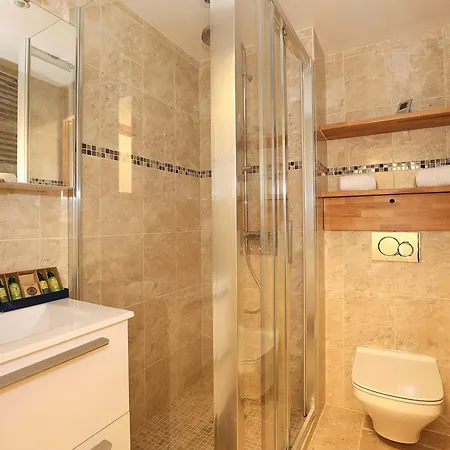 Renove A Village - 4 Pers - 32 M² - Balcon, Casier A Skis Inclus - Fr-1-575-210 Courchevel